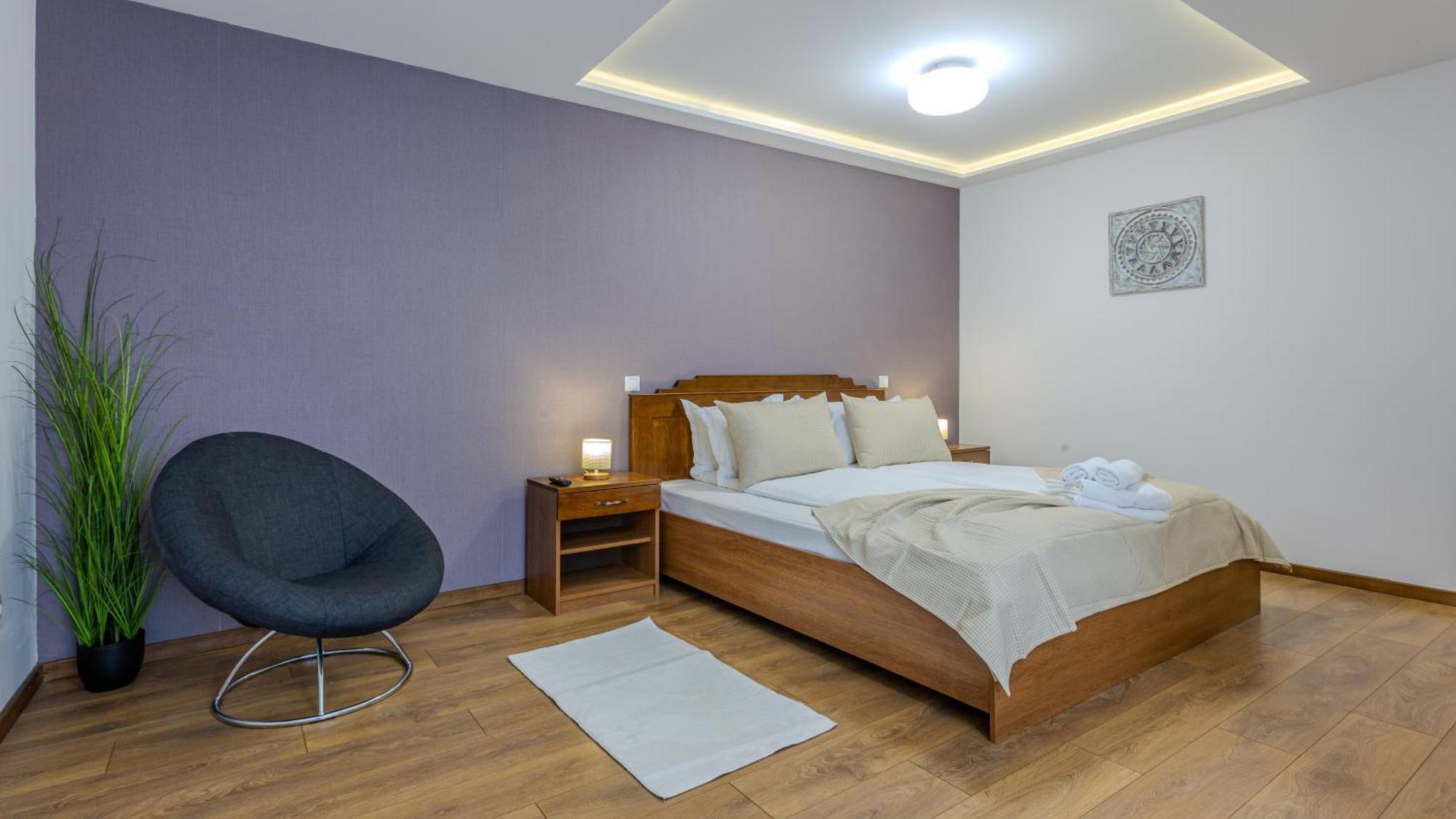 Sun Villas Accommodation Braşov Extérieur photo