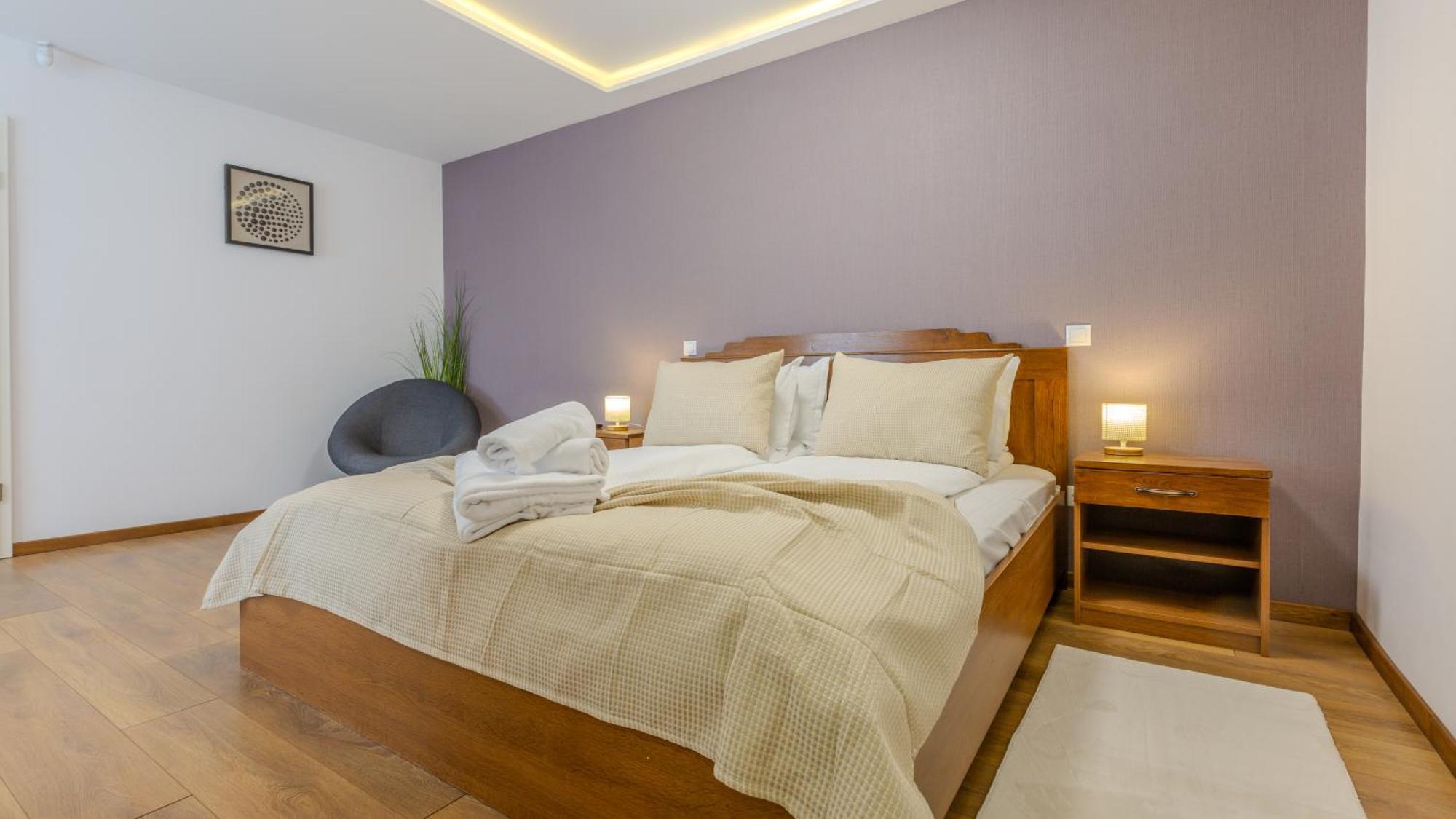 Sun Villas Accommodation Braşov Extérieur photo